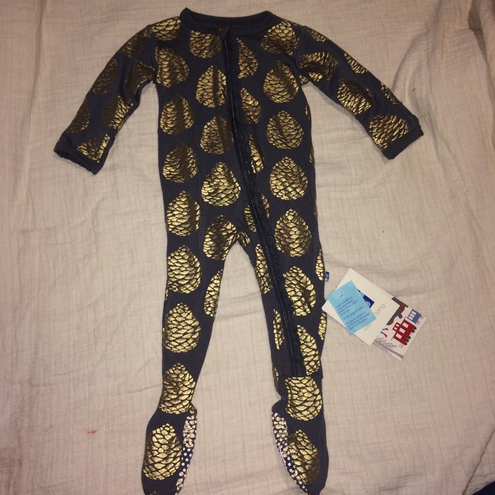 KicKee Pants Pine cone pajamas